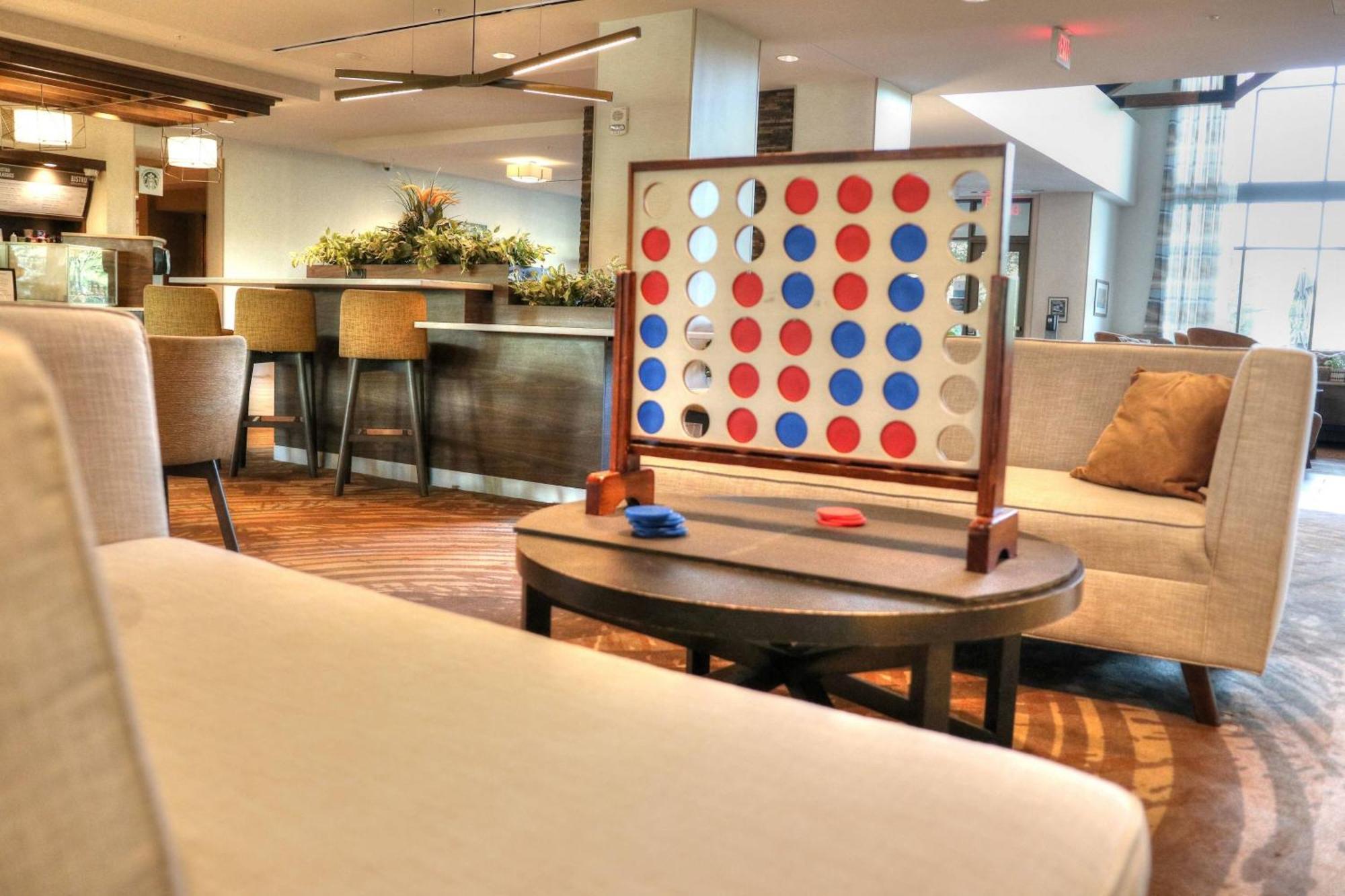 מלון Courtyard By Marriott פיג'ן פורג' מראה חיצוני תמונה