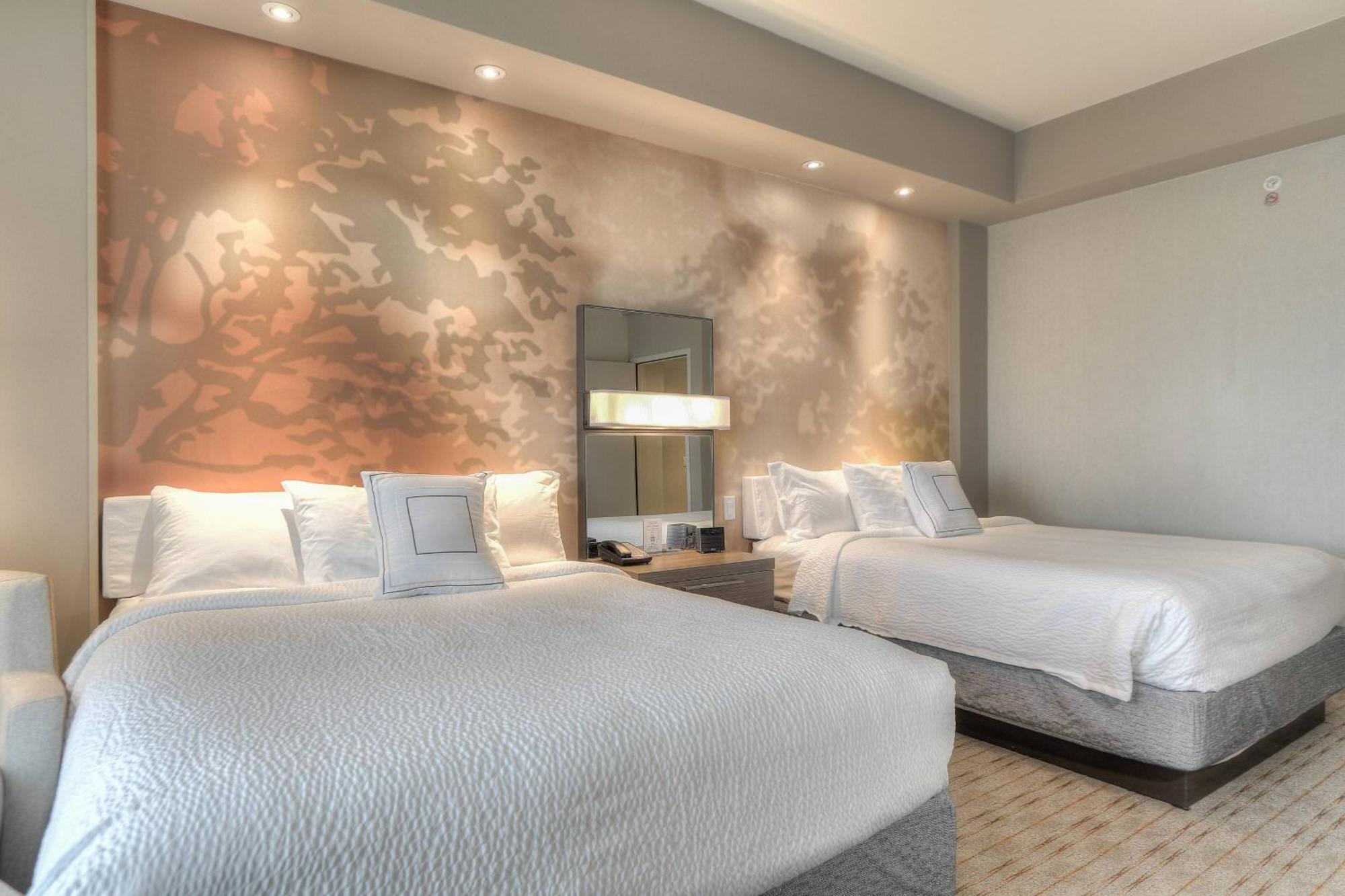 מלון Courtyard By Marriott פיג'ן פורג' מראה חיצוני תמונה